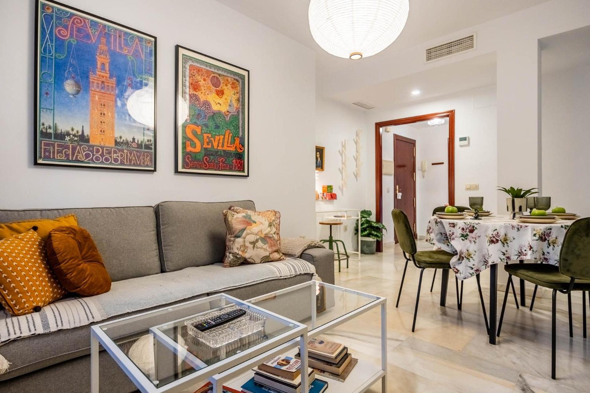 Apartment Piso Con Patio Privado Y Parking Nervion Sevilla